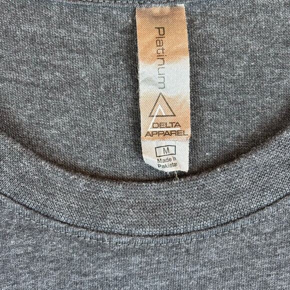 STURGIS Motorcycle Rally 83 Short Sleeve T-Shirt Gray Sz M 1938-2003 - Picture 5 of 5